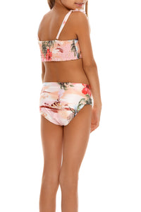 Sky Luau 8049